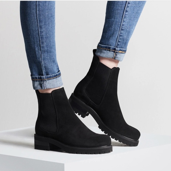 NWOT: La Canadienne CYE SUEDE BOOTIE, blk, size 9 - Picture 1 of 10